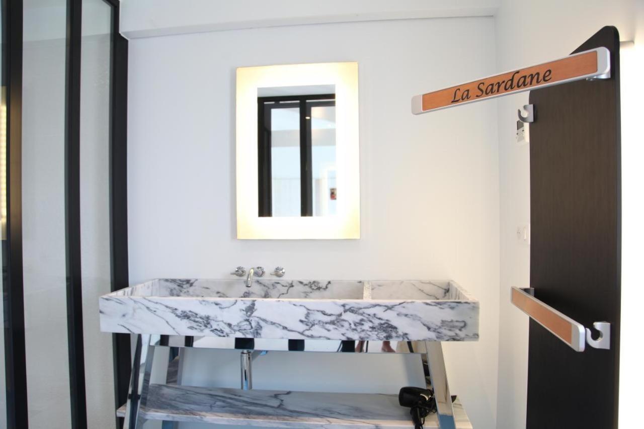 Villa La Sardane B&B Le Plomb Esterno foto